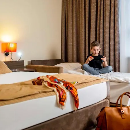 Mercure Hotel 4*