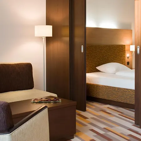 Mercure Отель 4*