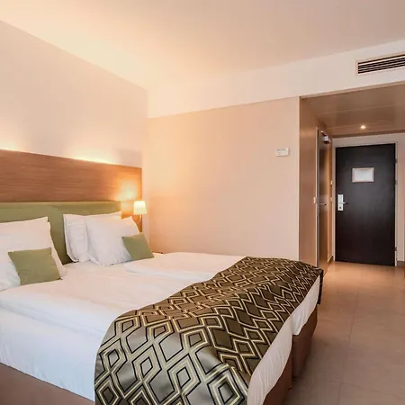 Mercure Hotel 4*