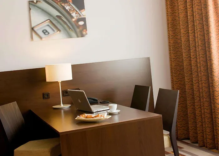 Mercure Готель